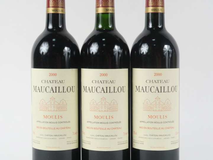 3 BOUTEILLES CHÂTEAU MAUCAILLOU MOULIS - 2000 - 1 BG