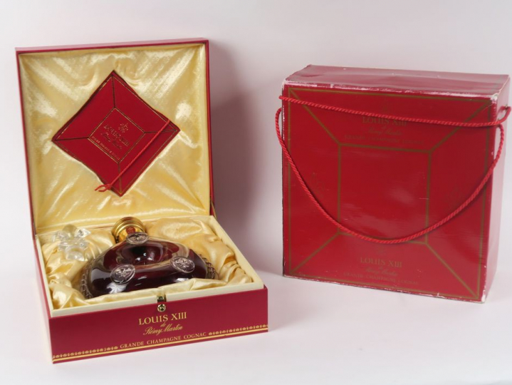 1 BOUTEILLE COGNAC GRANDE CHAMPAGNE LOUIS XIII REMY MARTIN - COFFRET