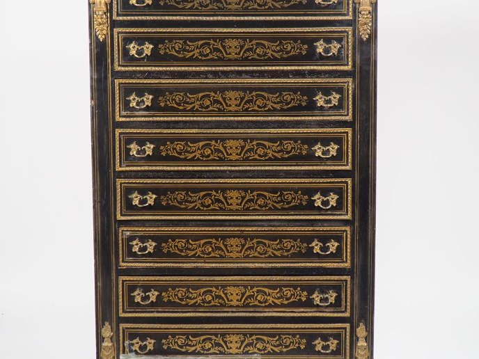 Semainier Napoléon III en marqueterie Boulle et bois noirci, ornementa