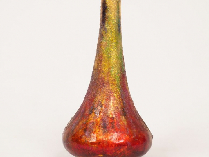 	BONNAUD.  Soliflore 1900 en émail. Signé et daté 1906.  H. 9 cm