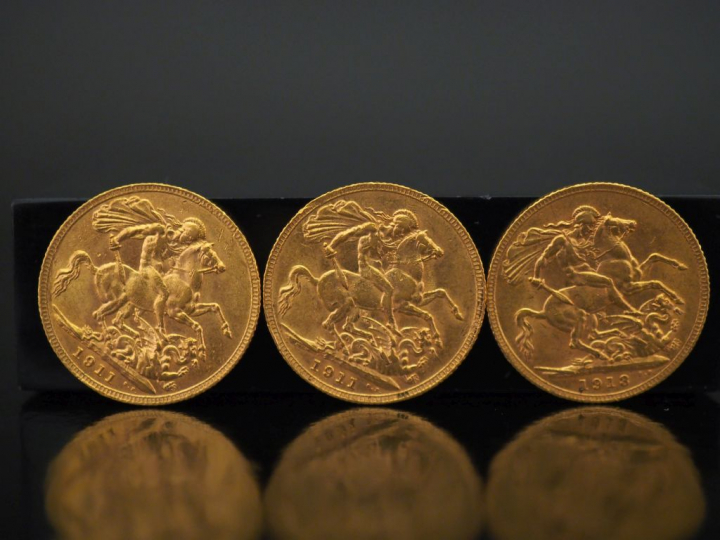 Trois Souverain or, Georges V, 1911 (x2) et 1913.   