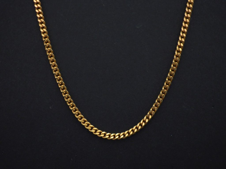 Chaine en or jaune, maille gourmette.  Long. 49,5 cm Poids. 11,77 g   