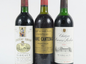 Vente aux enchères 3 BOUTEILLES GCC MARGAUX : 1 CHÂTEAU BRANE CANTENAC 1981 LB - 1 CHÂTEA