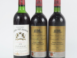 Vente aux enchères 3 BOUTEILLES : 1 CHÂTEAU GRAND PUY DUCASSE GCC PAUILLAC - 1978 HEP - 2