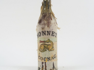 Vente aux enchères 1 VIELLE BOUTEILLE COGNAC MONNET - BS