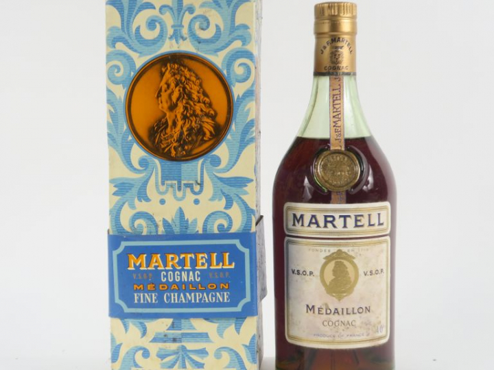1 BOUTEILLE COGNAC MARTELL 'MÉDAILLON' V.S.O.P. - COFFRET