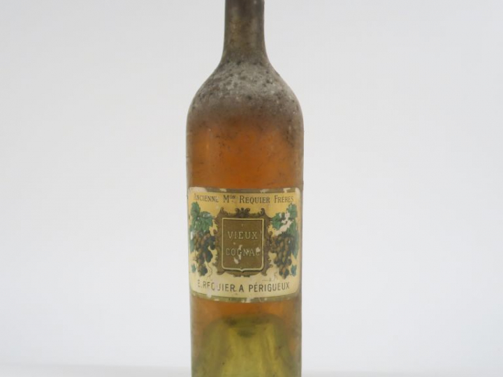 1 VIEILLE BOUTEILLE COGNAC REQUIER FRERES - BS