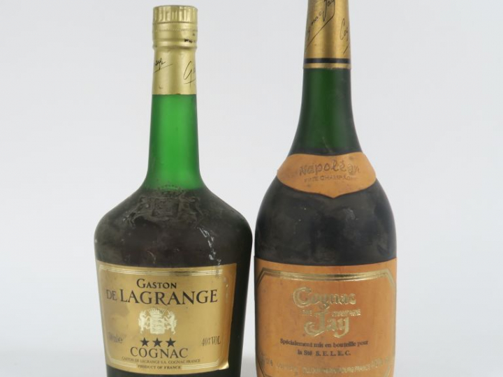 2 BOUTEILLES COGNAC : 1 FINE CHAMPAGNE 'NAPOLÉON' JAY - 1 GASTON DE LA