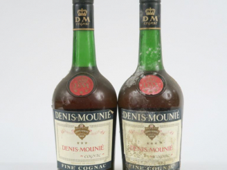 Vente aux enchères 2 BOUTEILLES COGNAC DENIS MOUNIE *** - BS