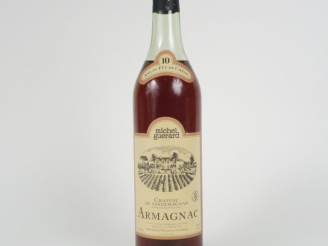 Vente aux enchères 1 BOUTEILLE ARMAGNAC CHÂTEAU DE SANDEMAGNAN MICHEL GUERARD '10 ANS' 43