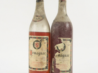 Vente aux enchères 2 VIEILLES BOUTEILLES ARMAGNAC CAVE FRERES - BS/EA/1 NIVEAU BAS