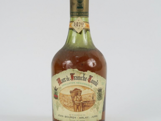 Vente aux enchères 1 BOUTEILLE MARC DE FRAMCHE COMTÉ BOURDY ARLAY - 1972 - 50°