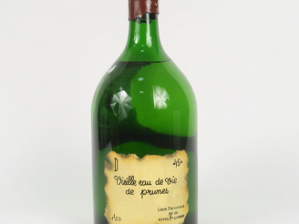 Vente aux enchères 1 MAGNUM (1,5 L) VIEILLE EAU DE VIE DE PRUNES