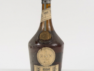Vente aux enchères 1 VIEILLE BOUTEILLE BENEDICTINE B AND B D.O.M 43°