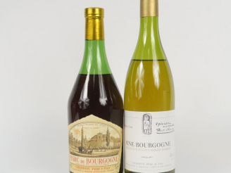Vente aux enchères 2 BOUTEILLES CHANSON PÈRE   FILS : 1 MARC DE BOURGOGNE 41° - 1 FINE BO