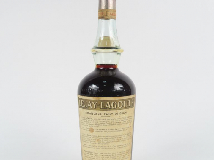1 VIEILLE BOUTEILLE CRÈME DE CASSIS 'LE MOINE LÉGENDAIRE' LEJAY LAGOUT