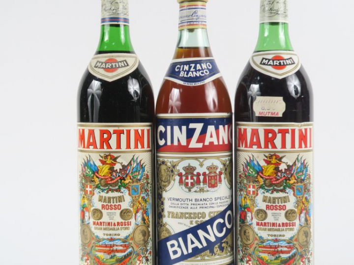 3 BOUTEILLES : 2 MARTINI ROUGE - 1 CINZANO ROUGE
