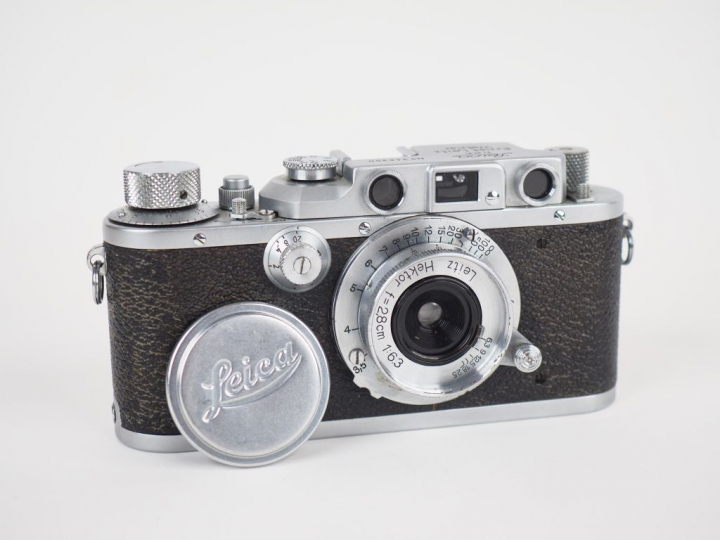 LEICA III n°346350. Appareil photographique avec objectif HEKTOR F=2,8