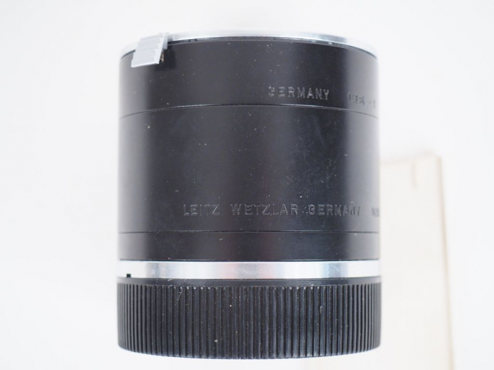 LEITZ WETZLAR. Bague d'adaptation n°14134-1 et n°14135
