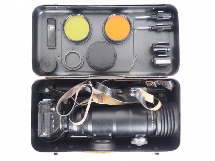 ZENIT FS-12. Appareil photographique graphique 80095211 avec téléobjec