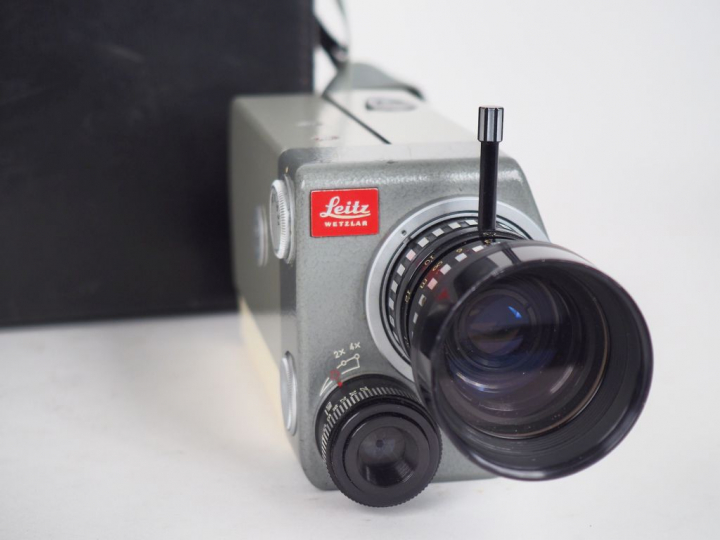 LEITZ LEICINA 8SV n°50089. Caméra avec objectif LEICINA VARIO F=7.5-35