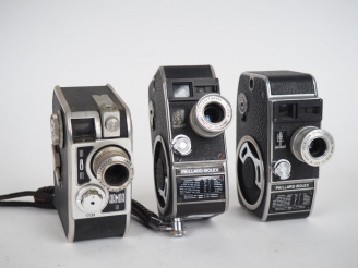 Vente aux enchères Lot de trois caméras 8 mm : - PAILLARD BOLEX  avec objectif SARON F=12