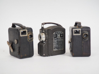 Vente aux enchères Lot de trois caméras 8 mm :  - ERCAM CAMEX avec ojectifs SOM BERTHIOT 