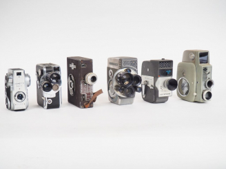 Vente aux enchères Lot de six caméras :  - AGFA MOVEX (état d'usage) - KEYSTONE Américana