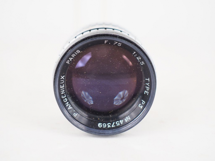 Lot de quatre objectifs pour caméra :  - ANGENIEUX type P3 F=75 mm/1:2