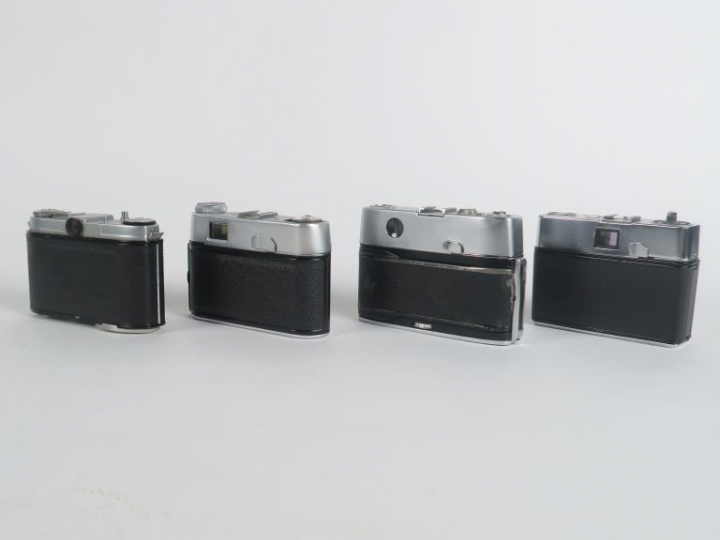 Lot de huit appareils photographiques : - KODAK RETINETTE F n°410450 -