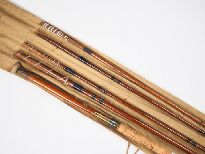 Canne anglaise à saumon en bois exotique. Raccord en sifflet. Trois sc