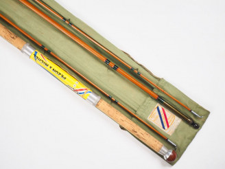 Vente aux enchères PEZON ET MICHEL. Canne à saumon avec son certificat de garantie (14'1/