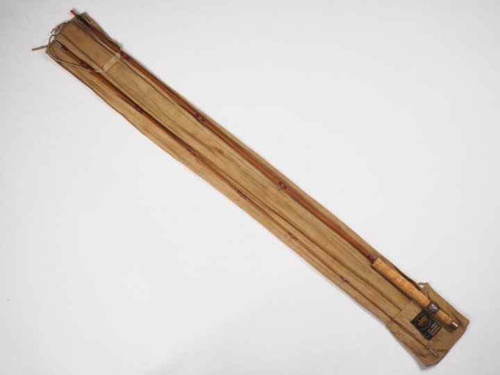 PEZON ET MICHEL. Parabolic Spéciale Normale (manque la housse d'origin