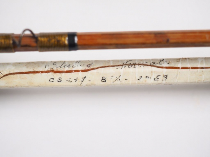 Lot de cannes à pêche :  - PEZON ET MICHEL. Canne à lancer saumon en c