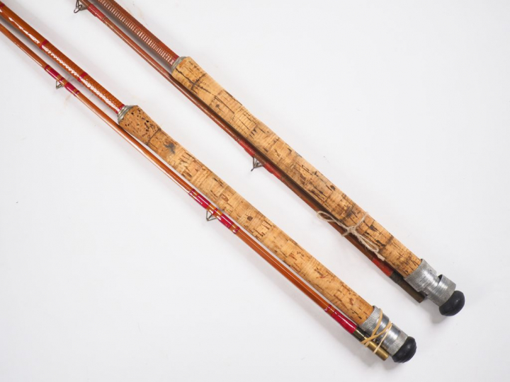 Lot de deux cannes à pêche : - ALLCOCK. Canne à lancer "Eton", 15 à 30