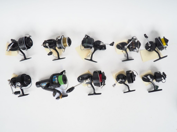 Lot de 10 moulinets de pêche MITCHELL
