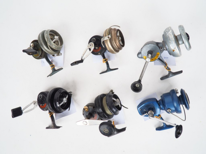Lot de 6 moulinets de pêche dont RU-RECORD, BAM 420. RU-SPORT ...