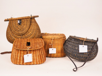 Vente aux enchères 4 paniers en bois et osier