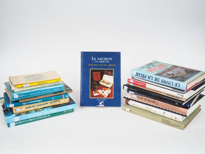 Lot de 20 livres sur la pêche
