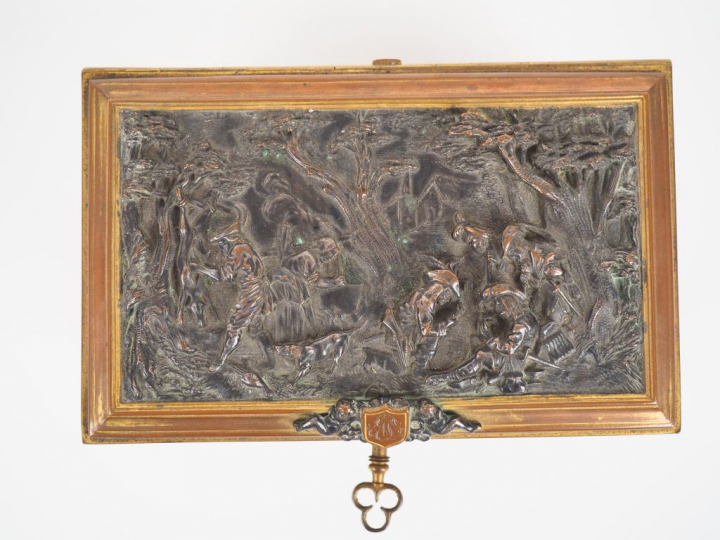 Ecrin à bijoux Napoléon III en métal argenté et doré (légèrement désar