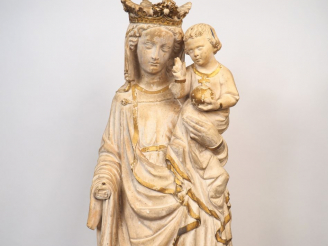 Vente aux enchères VIREBENT.  "Vierge couronnée à l'enfant". Grande sculpture en terre cu