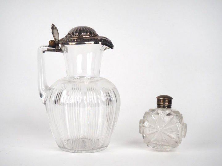 Verseuse en cristal, argent et vermeil, poinçon Minerve on y joint un 