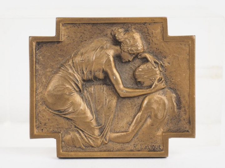 R. LALIQUE. Médaille en bronze de l'association des dames françaises 1