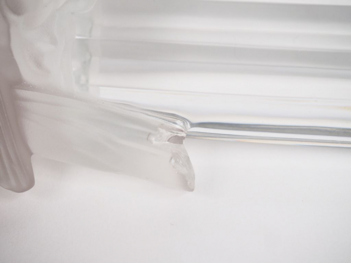 BACCARAT.  Canard en cristal  Signé on y joint  GOEL. Sujet en cristal