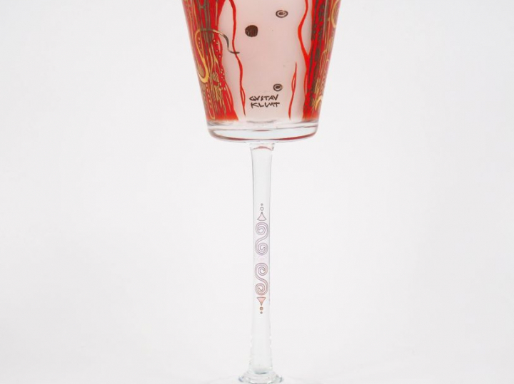 Grand mazagran en verre d'après un décor de Gustave KLIMT. H. 30 cm