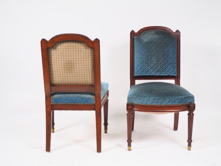 Suite de 6 chaises Napoléon III de style Louis XVI en acajou, dossier 