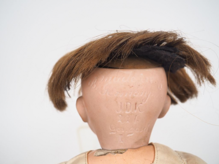 GOOGLY. Tête porcelaine de fabrication allemande marquée : JDK 221 Ges
