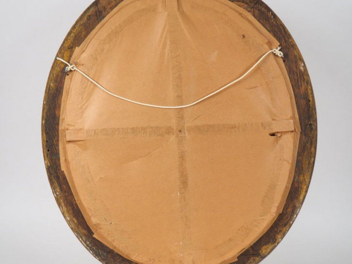 Ecole française XIXème. "Portrait de jeune fille en médaillon". Pastel