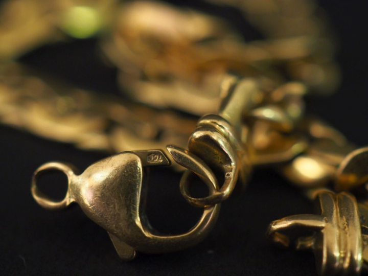 Bracelet souple en or jaune, maille haricot. Poids. 10,17 g (fermoir a