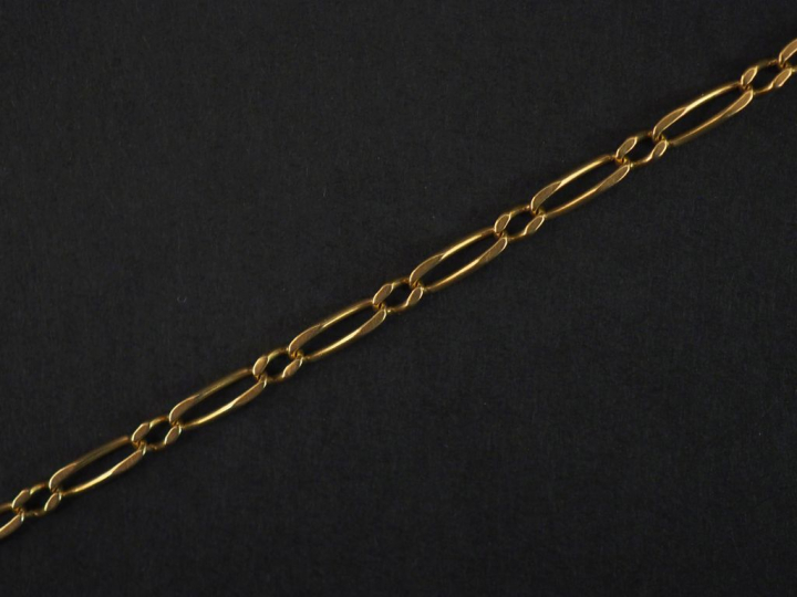 Bracelet en or jaune, maille cheval.  Long. 19,5 cm Poids. 3,08 g (man